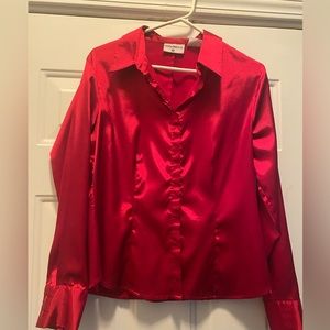 KATHY IRELAND RED DRESS BLOUSE, SIZE M.